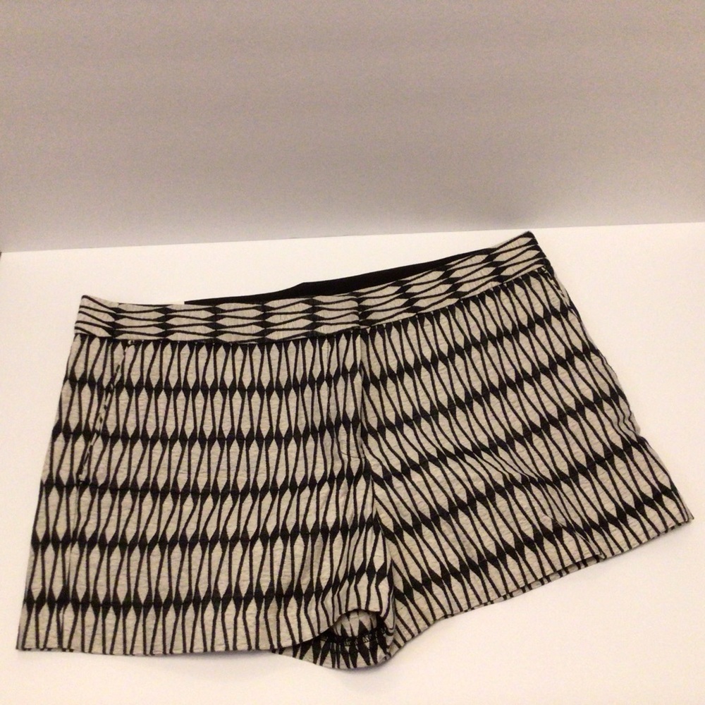 NWT Joe Fresh for JC Penney 3” inseam shorts Size 14